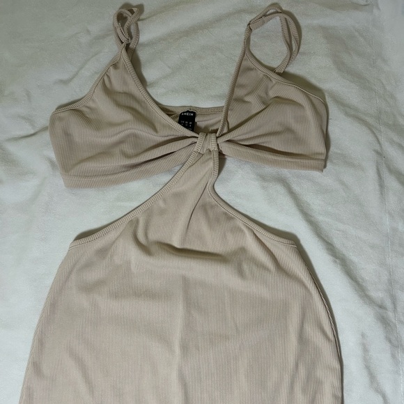 Cut Out Ribbed Dress - Picture 3 of 5